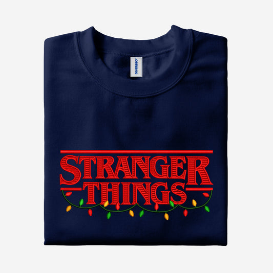 01- STRANGER THINGS V2- CAMISETA